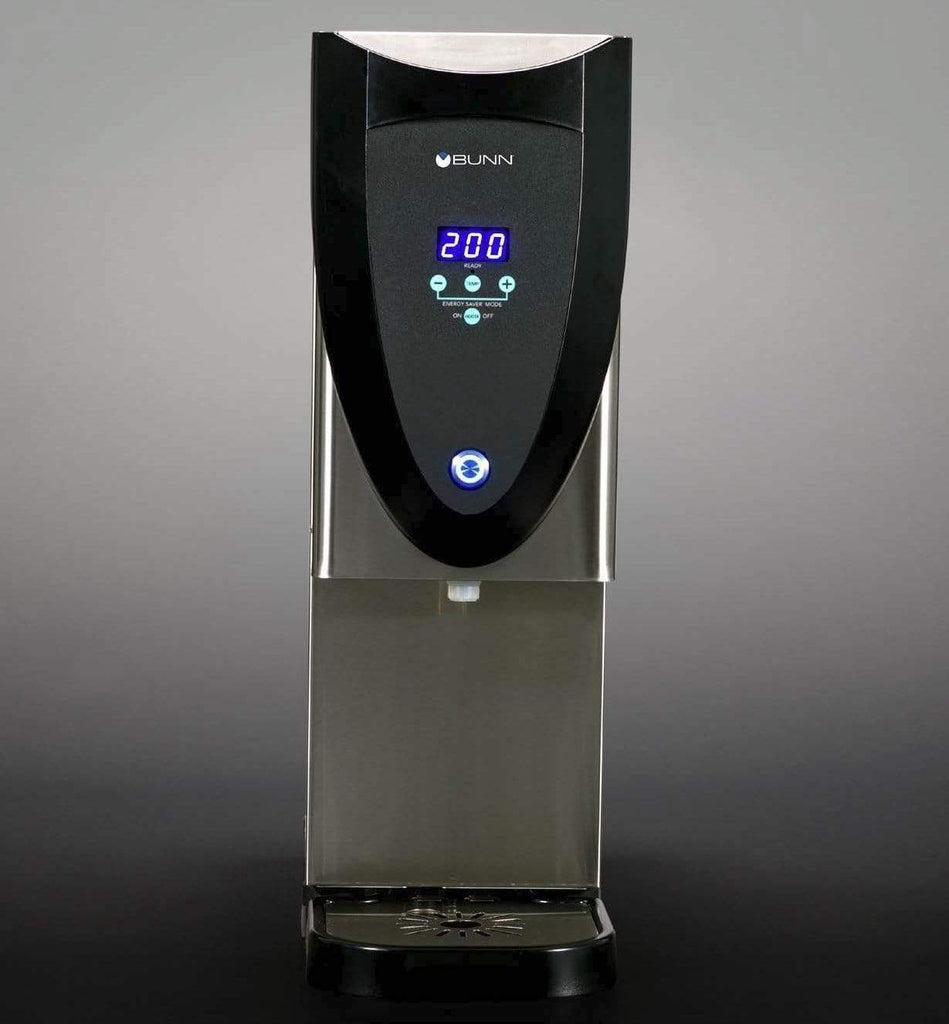 Tankless clearance water dispenser